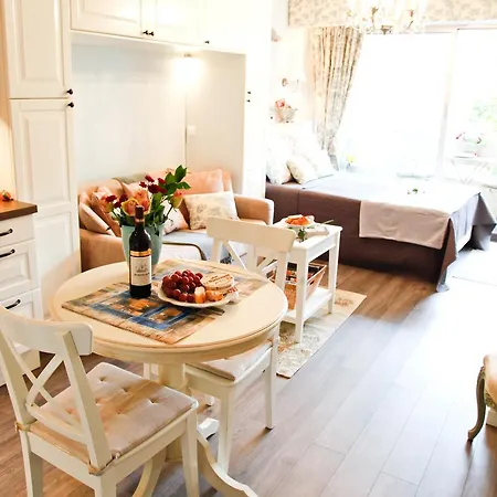 Studio Roquette Апартаменты *