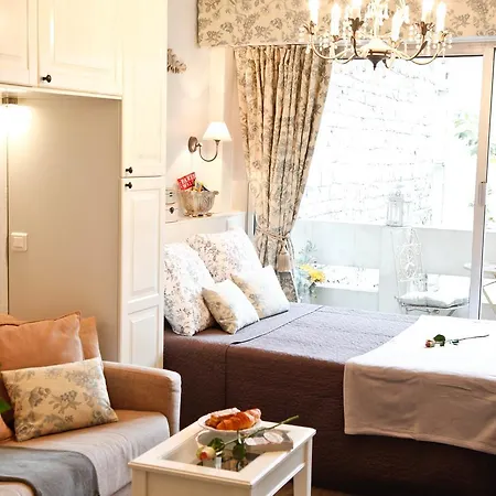 Apartment Studio Roquette Paris